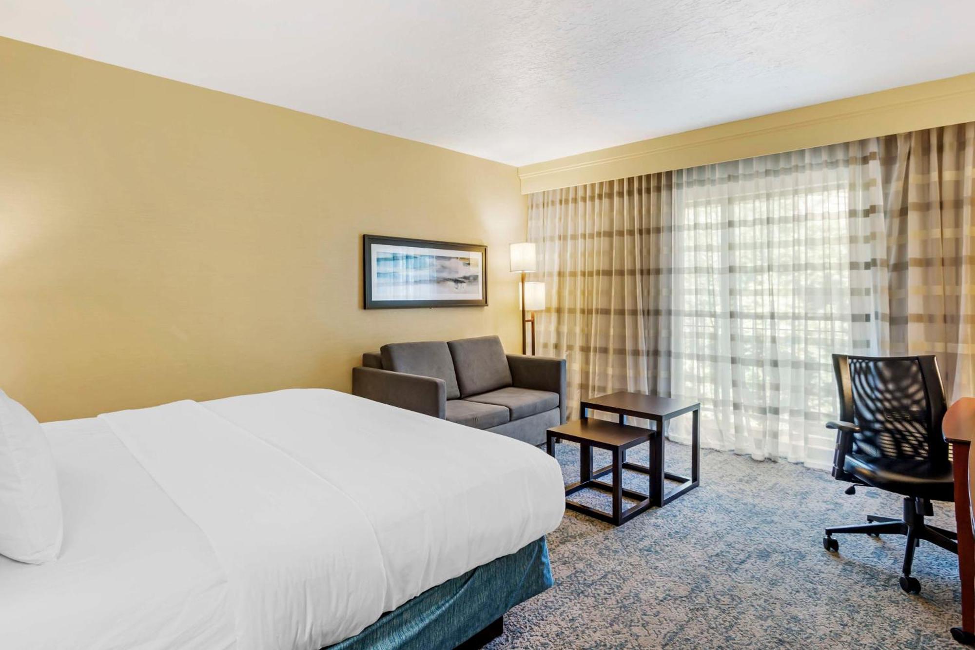 Best Western Plus Provo University Inn Екстериор снимка