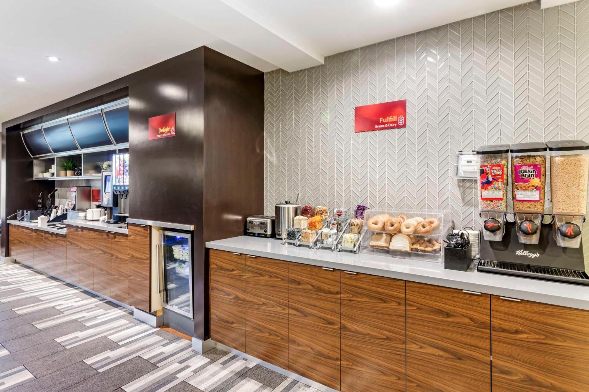 Best Western Plus Provo University Inn Екстериор снимка